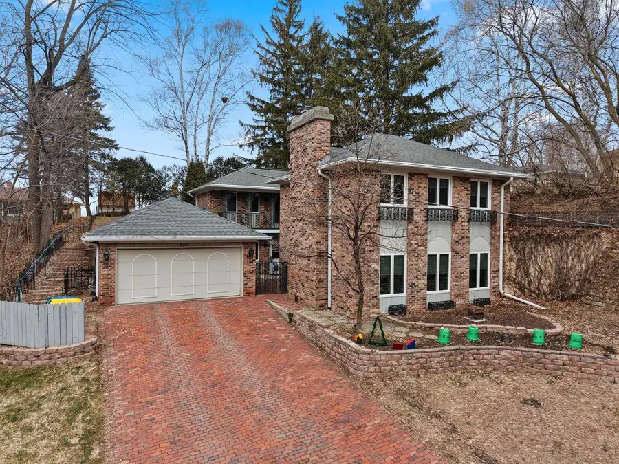 337 WESLEY STREET, Green Bay, WI 54302 - #2