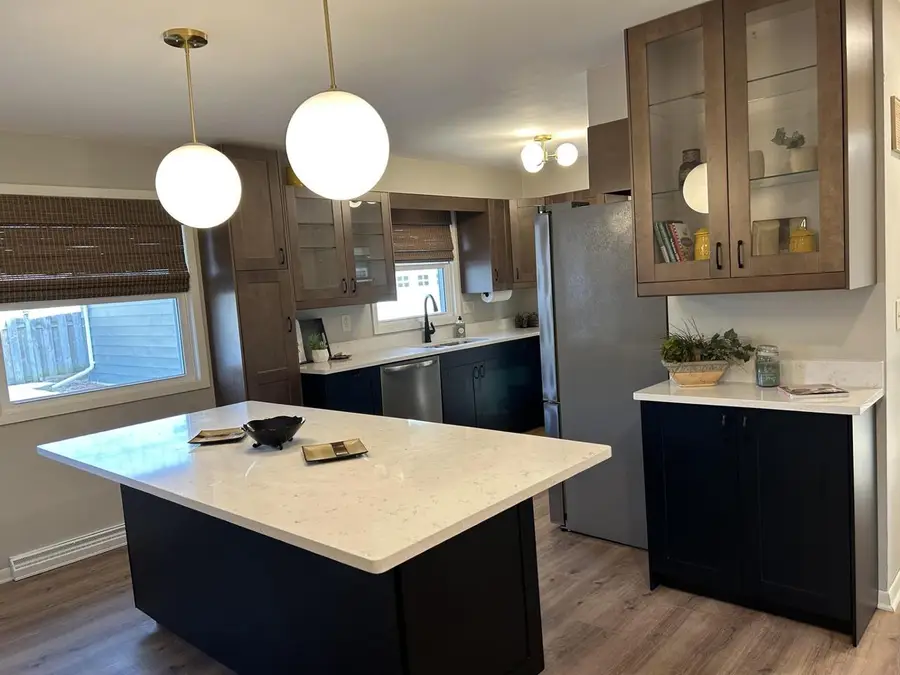 1630 N BIRCHWOOD AVENUE, Appleton, WI 54914 - #2