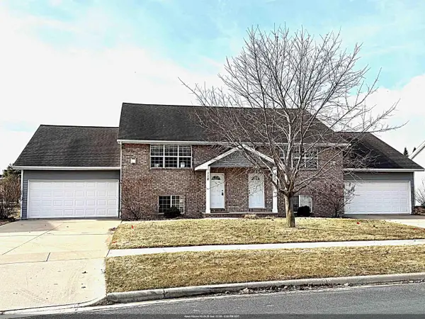 118 E RIVER DRIVE, De Pere, WI 54115