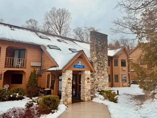 7741 STATE HWY 42  #101, Egg Harbor, WI 54209