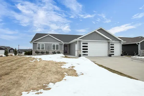 2701 W FALLEN OAK DRIVE, Appleton, WI 54913