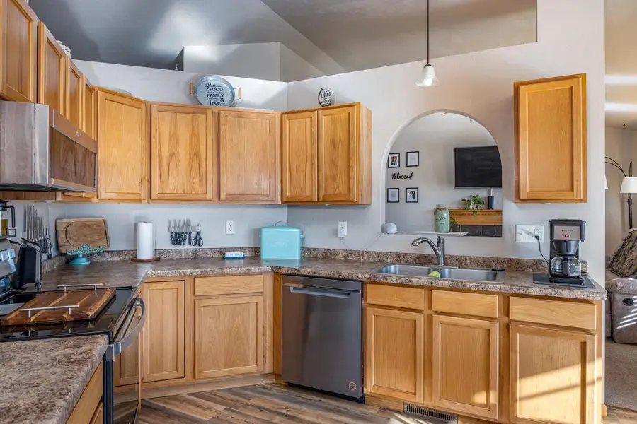 286 GOLDENROD DRIVE, Omro, WI 54963 - #3