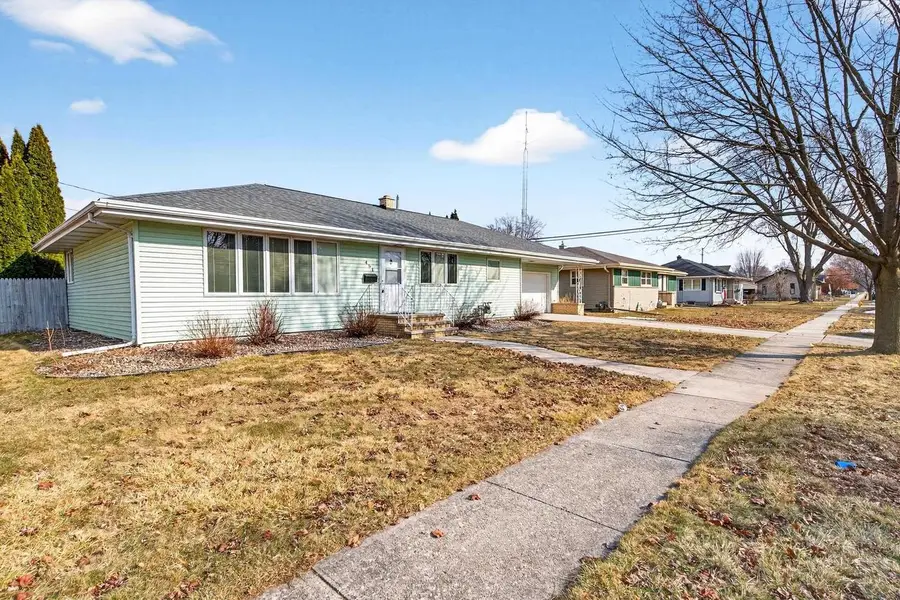 451 ROOSEVELT STREET, Fond Du Lac, WI 54935 - #2