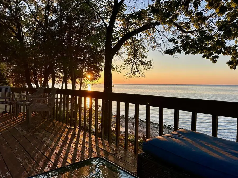 5141 EDGEWATER BEACH ROAD, Green Bay, WI 54311 - #2