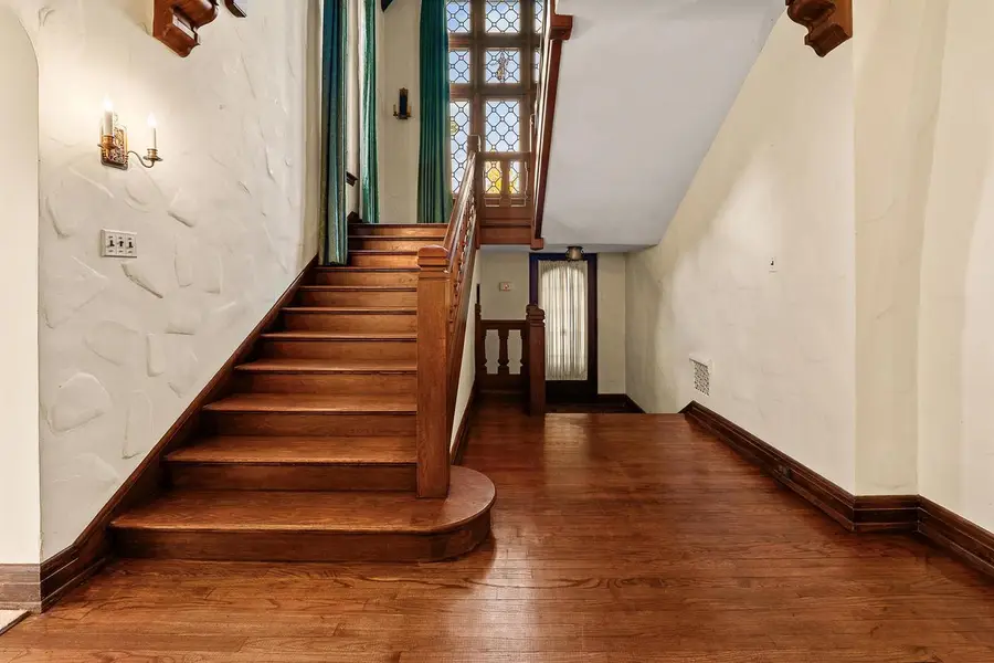 187 E DIVISION STREET, Fond Du Lac, WI 54935 - #2