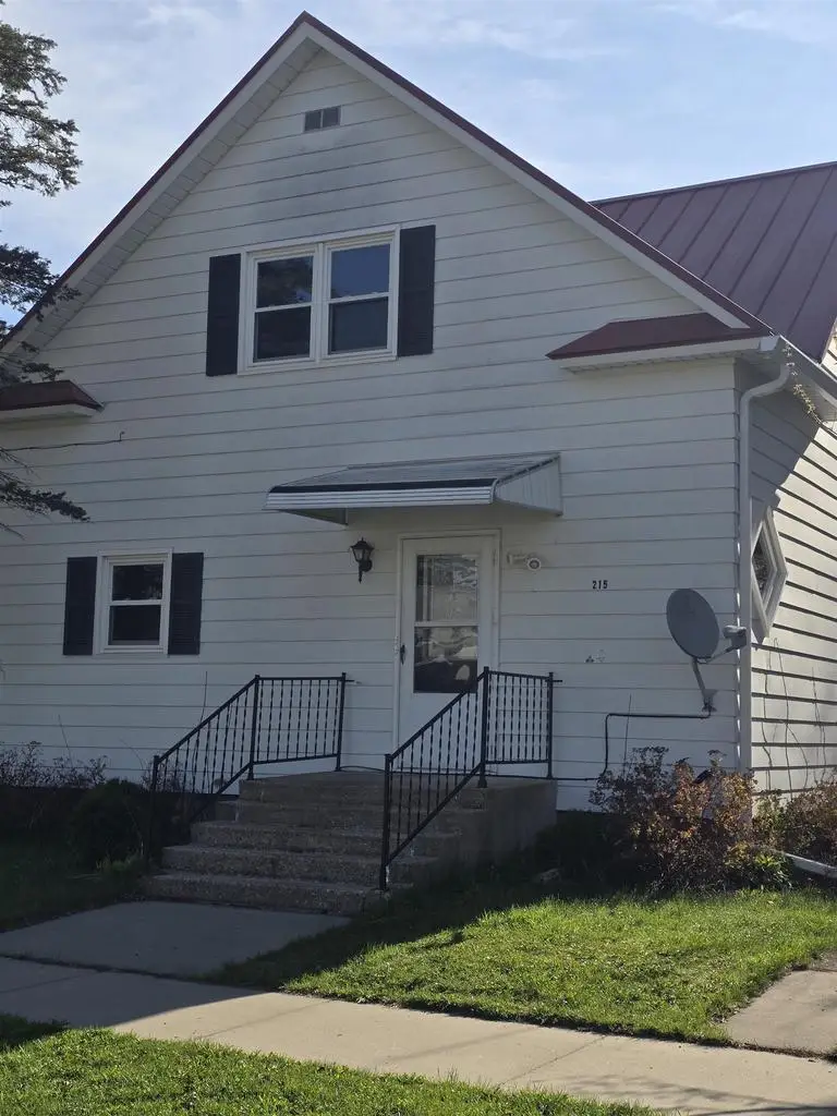 215 N OXFORD STREET, Wautoma, WI 54982 - #2