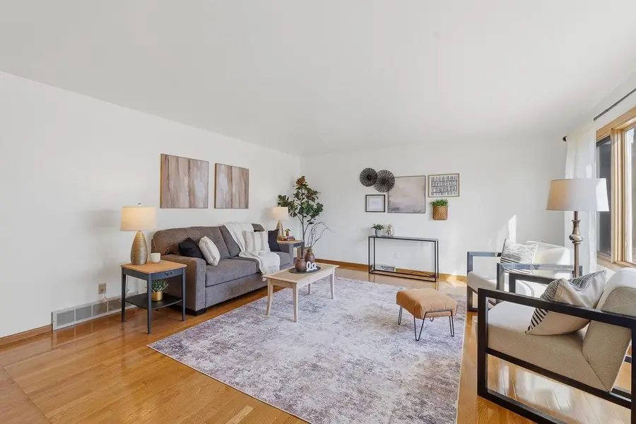 870 NICOLET AVENUE, Oshkosh, WI 54901 - #2