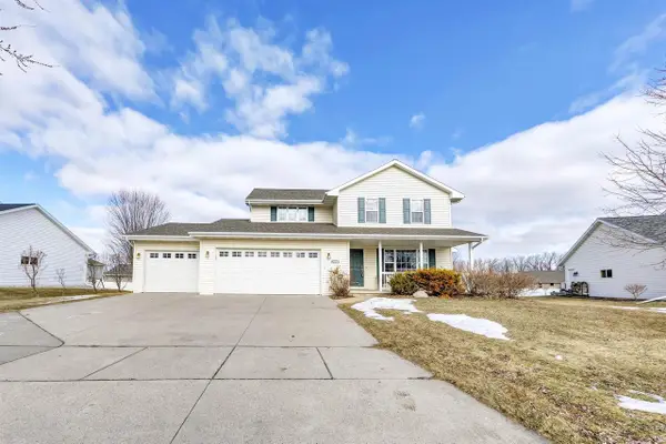 2080 W HIGGINS, De Pere, WI 54115