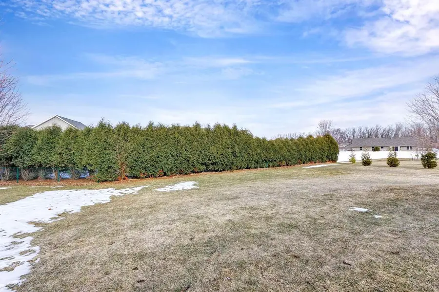 2080 W HIGGINS, De Pere, WI 54115 - #3