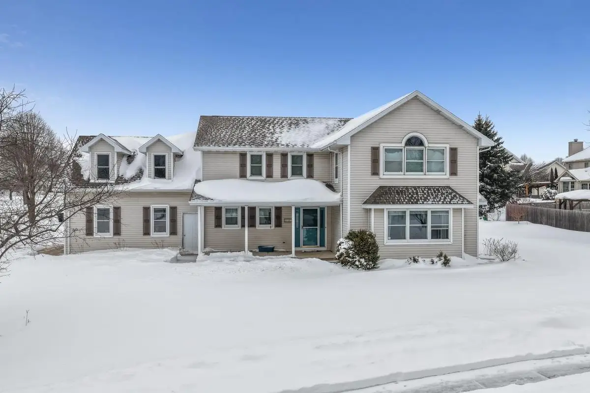 4401 N HAYMEADOW AVENUE, Appleton, WI 54913 - #1