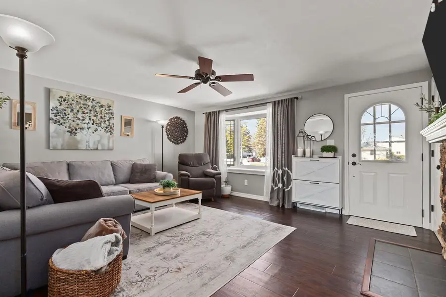 475 PLEASANT COURT, Neenah, WI 54956 - #2