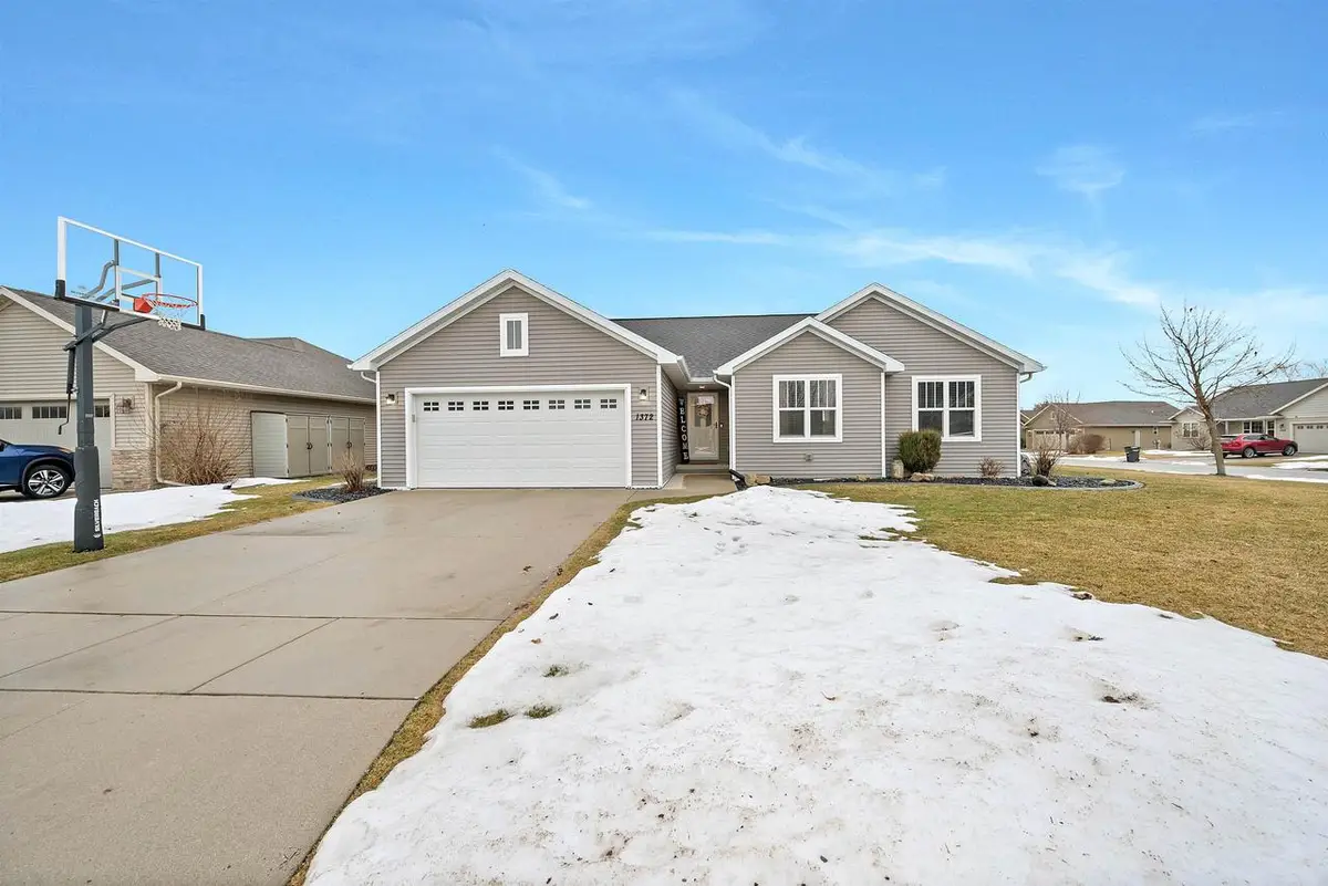 1372 LEAR LANE, De Pere, WI 54115 - #1