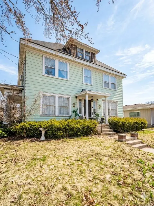 418 BROAD STREET, Menasha, WI 54952