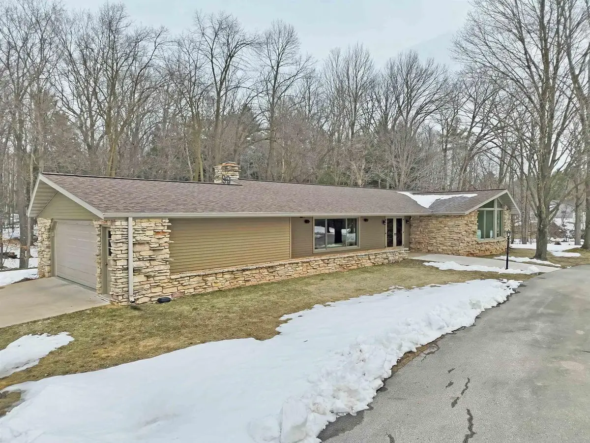 5454 NORWAY DRIVE, Pulaski, WI 54162 - #1