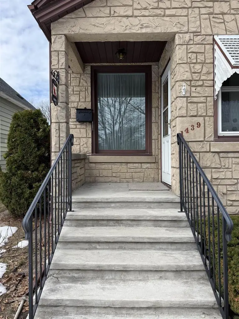 1439 10TH STREET, Marinette, WI 54143 - #3