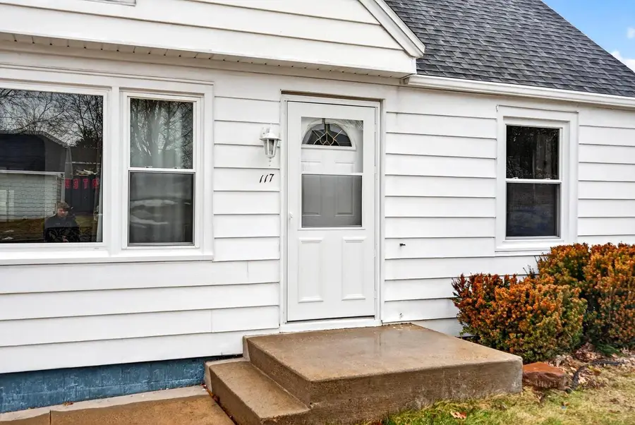 117 N CHERRY STREET, Hortonville, WI 54944 - #3