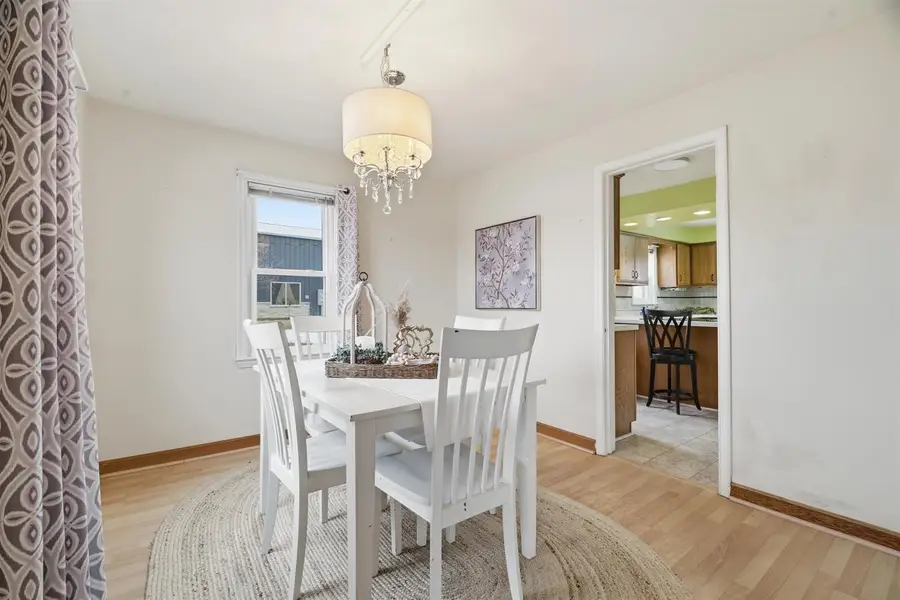 1127 W NORTHLAND AVENUE, Appleton, WI 54914 - #2