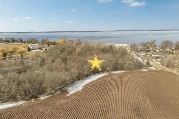 3276 NICOLET DRIVE, Green Bay, WI 54311