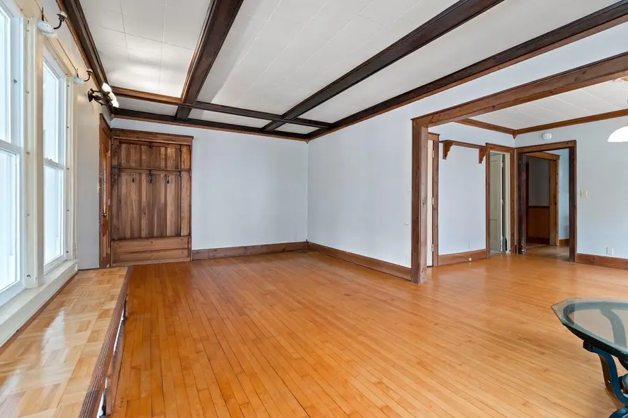 516 NEW YORK AVENUE, Manitowoc, WI 54220 - #2