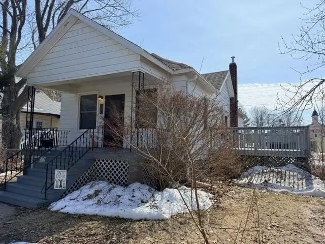 813 12TH AVENUE, Menominee, MI 49858 - #1