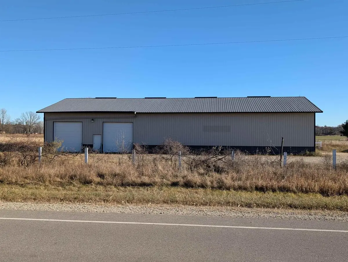 8974 COUNTY RD II, Fremont, WI 54940 - #1