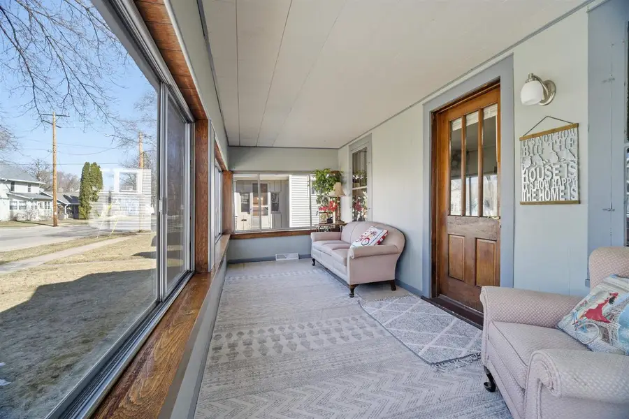 1306 S LAWE STREET, Appleton, WI 54915 - #2