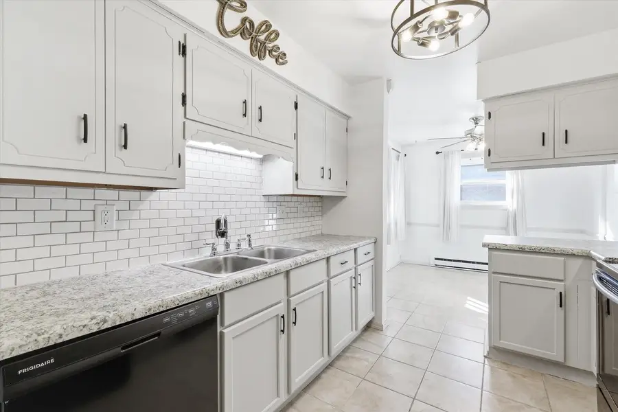 1161 GILLINGHAM ROAD, Neenah, WI 54956 - #2