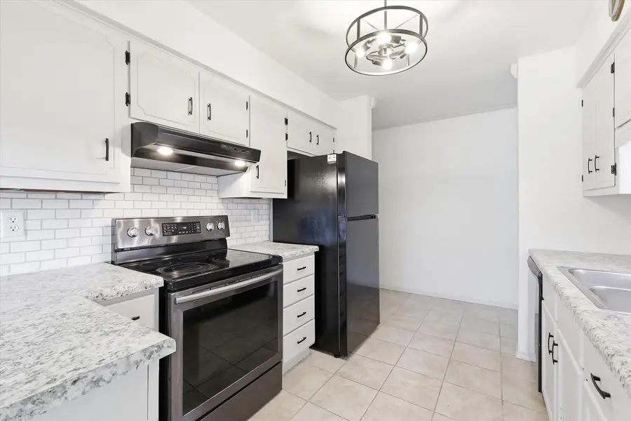 1161 GILLINGHAM ROAD, Neenah, WI 54956 - #3