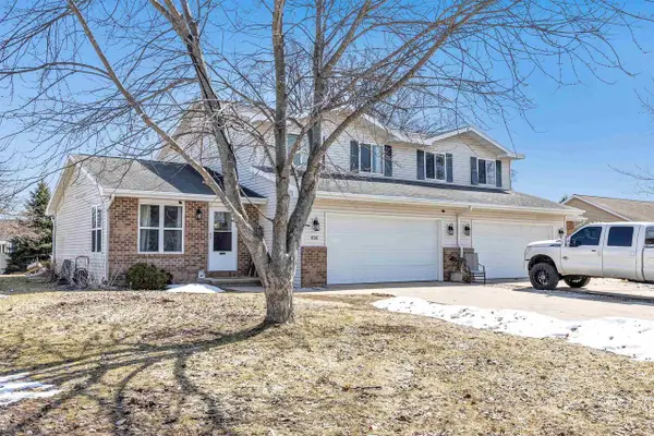 430 STENO TRAIL, Pulaski, WI 54162