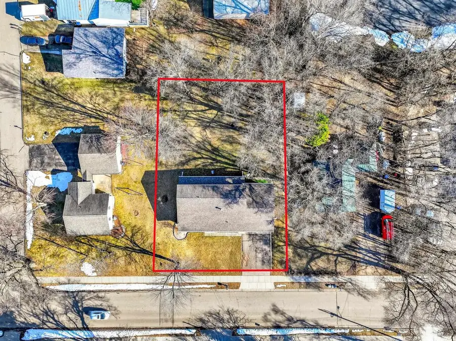 1009 RIVERSIDE DRIVE, Waupaca, WI 54981 - #3