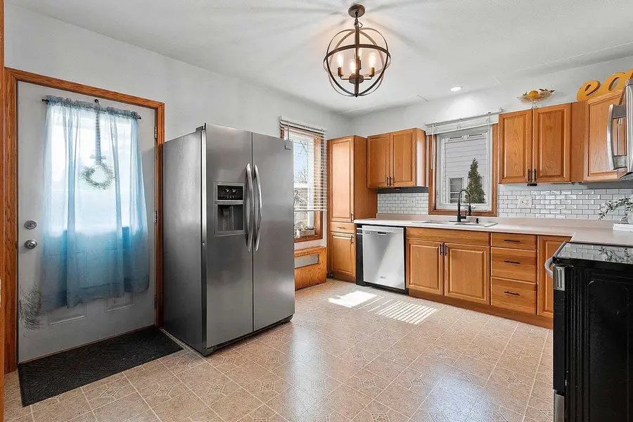 1105 DOUSMAN STREET, Green Bay, WI 54303 - #3