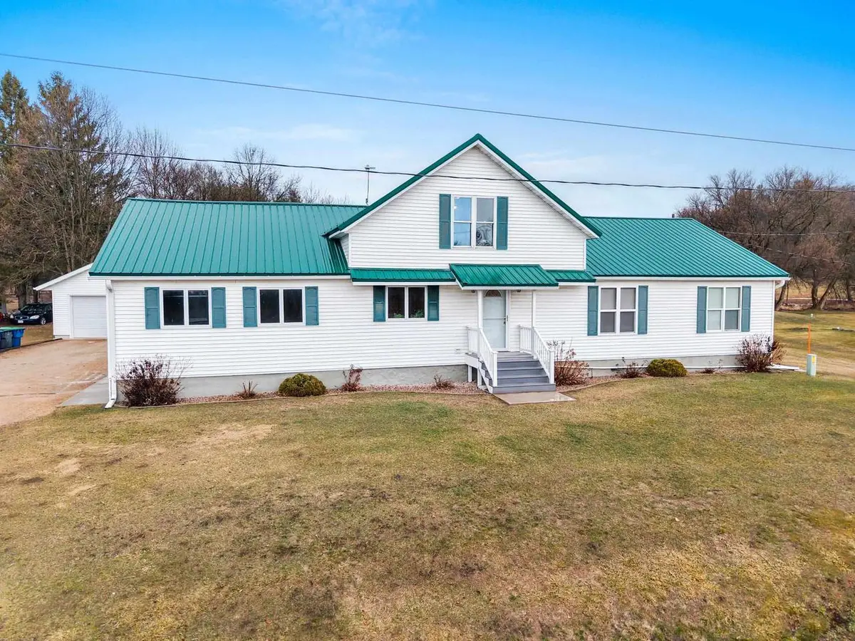 N3973 STATE HIGHWAY 22, Shawano, WI 54166 - #1