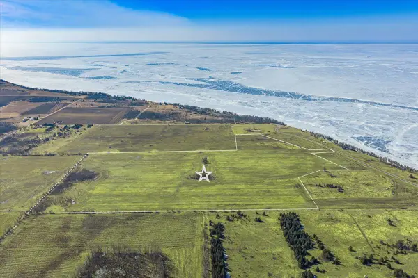 DEBROUX COURT, Sturgeon Bay, WI 54235