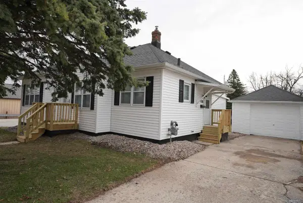 436 N MADISON STREET, Chilton, WI 53014