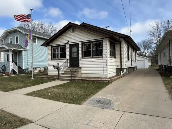 1046 DOUSMAN STREET, Green Bay, WI 54303