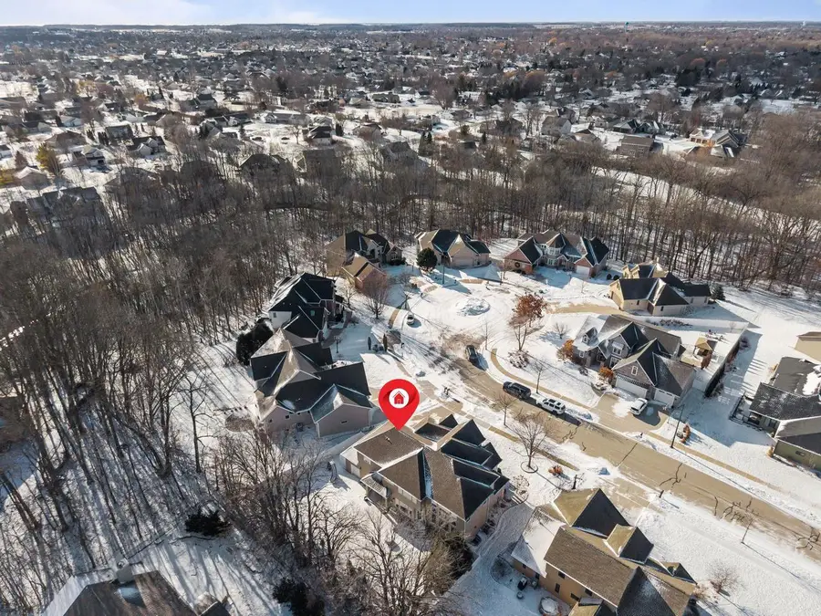 657 HIDEAWAY COURT, Combined Locks, WI 54113 - #2