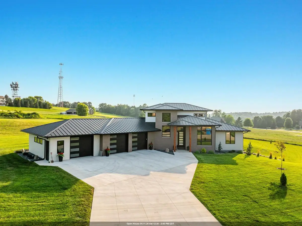 W8251 HACKBERRY HILLS ROAD, Hortonville, WI 54944 - #1