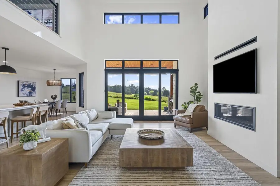 W8251 HACKBERRY HILLS ROAD, Hortonville, WI 54944 - #3