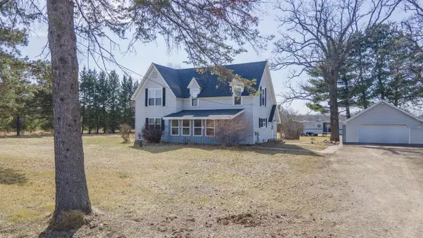 N2345 PARFREYVILLE ROAD, Waupaca, WI 54981