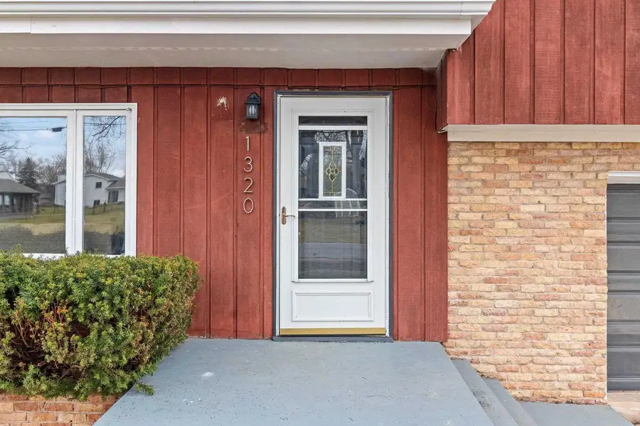 1320 SHEBOYGAN STREET, Oshkosh, WI 54904 - #3