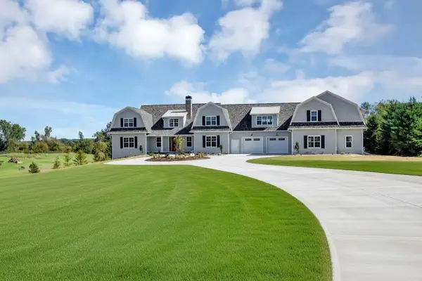 5431 RIVER OAKS DRIVE, De Pere, WI 54115