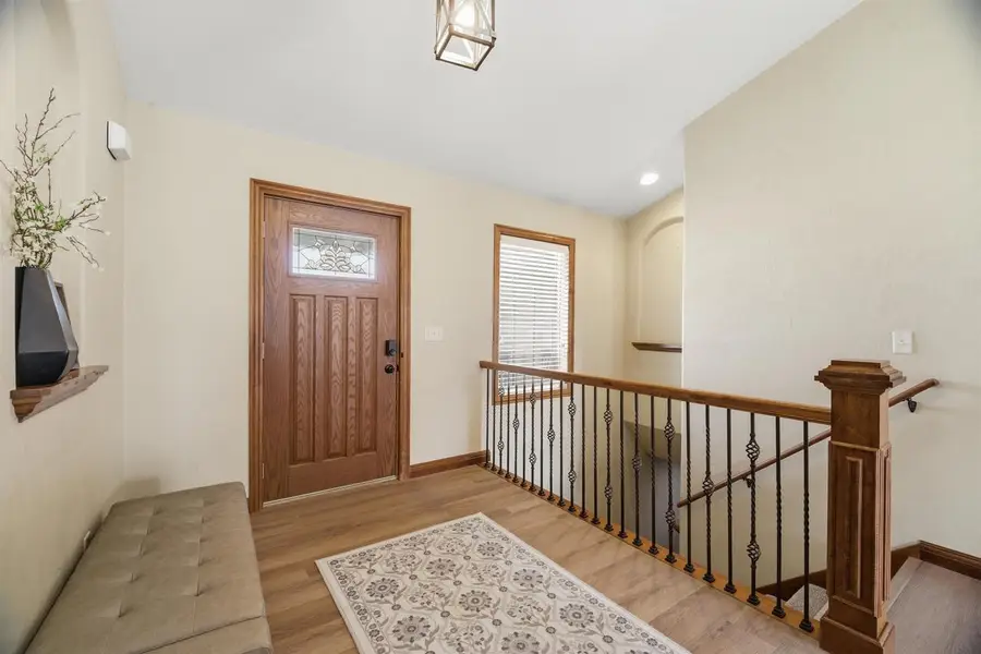 535 COONEN DRIVE, Combined Locks, WI 54113 - #2