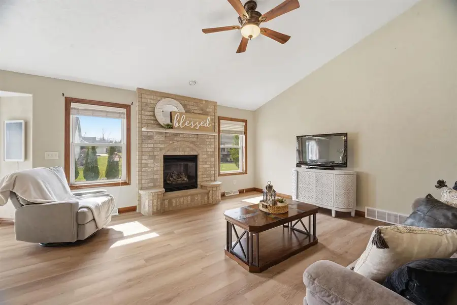 535 COONEN DRIVE, Combined Locks, WI 54113 - #3