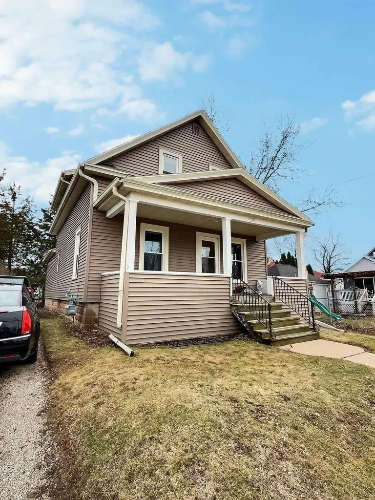 1143 VAN BUREN AVENUE, Oshkosh, WI 54902 - #2