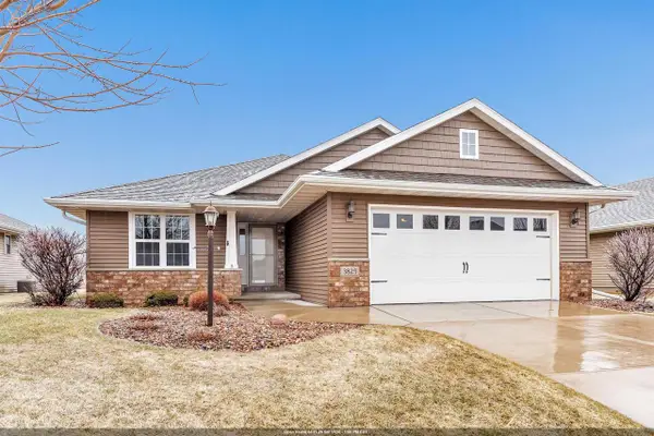 3825 SHORE CREST LANE, Green Bay, WI 54311