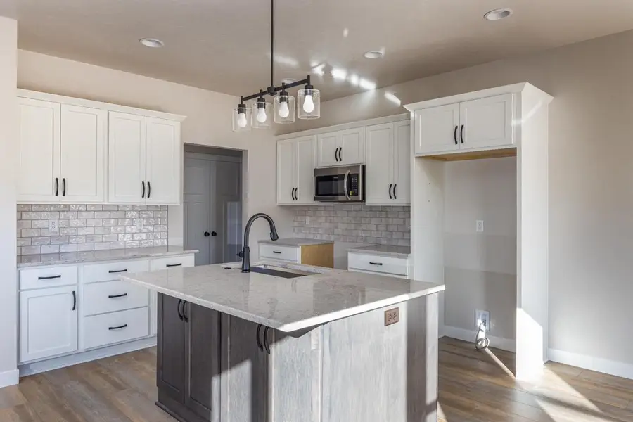 1009 LOTUS TRAIL, Menasha, WI 54952 - #2