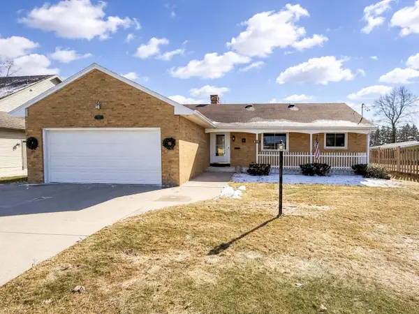 2515 17TH AVENUE, Menominee, MI 49858