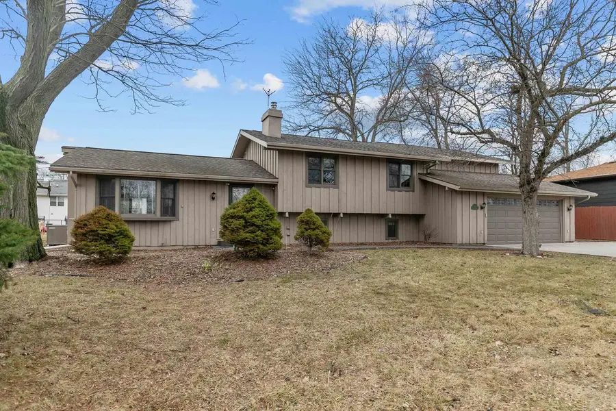 1268 MAYER STREET, Menasha, WI 54952 - #3