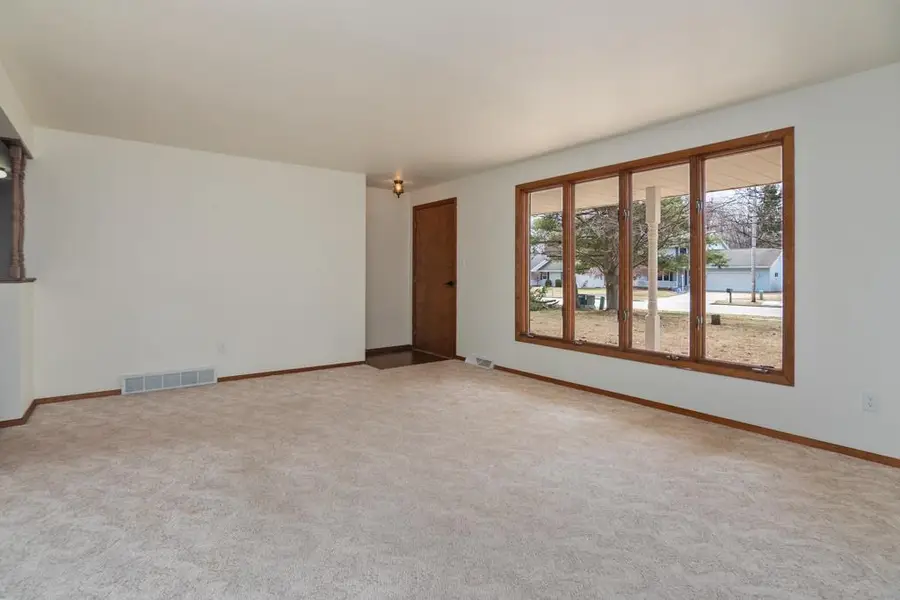 3026 EVERGREEN AVENUE, Green Bay, WI 54313 - #2