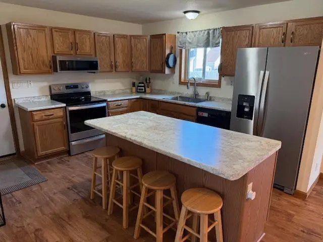 31 GREENBRIAR COURT, Fond Du Lac, WI 54935 - #2